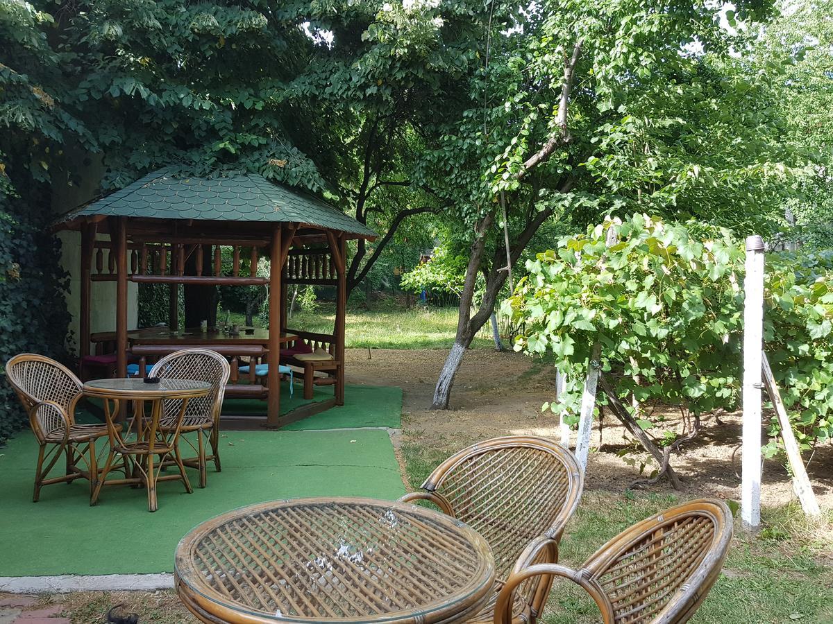 Casa Boiereasca Hostel Craiova Exterior photo